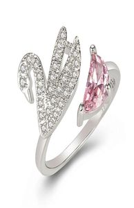 Şık Swan Tasarım Pembe Kristal Zirkon Elmas Taşlar Kadınlar İçin Açık Yüzükler Beyaz Altın Renk Moda Mücevherleri Bijoux Hediyeleri4591132