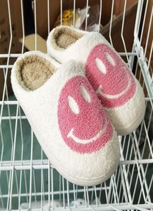 Pink Y Face Slippers Mulheres felizes Retro macio macio confortável slip-on W2203308652470