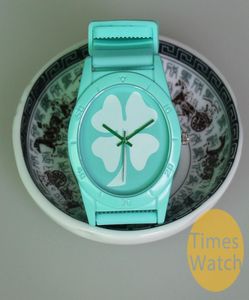 13 kolorów Unisex Clover Lucky Birthday Gilikon Silikon zegarków modowych Deco Zegarwatch Vogue kwarcowe zegarki6554383