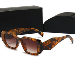 Glasses de sol de designer de retângulo para mulheres homens de sol masculino óculos de praia ao ar livre de óculos de moda ao ar livre explosão retrô pequeno copo de moldura