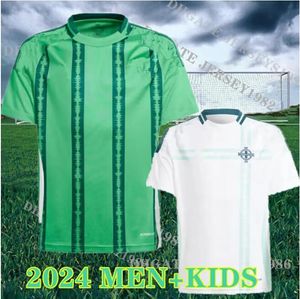 24/25 Koszulki piłkarskie w Irlandii Północnej Irlandii Mężczyźni Zestaw KIT ​​KIT MUNOLOM 2024 2025 Divas Charles Evans Football Shirt Charles Ballard Best Brown Home Away Away