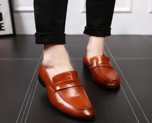 Твердый выцветающий цвет мужчины Loafer Big Size Men Shoes Classic Designer Dysterm Wedding Grand Flats Slip на Oxford Shoes ZY4429812496