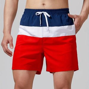 Trendiga färgblockmönster Print Men Swim Trunks Snabbt torrt dragkonststrandshorts Mensbyxor Badkläder för sommaren 240417