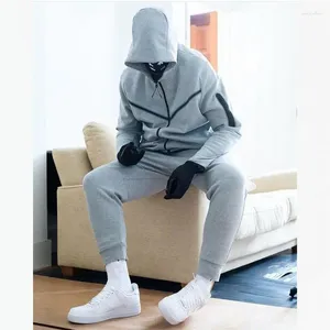 Мужские спортивные костюмы 2024 Men 2 Piece Set Black Sports Comse Jogging Brand Designer Style Tech Steathane Techwear Polyester