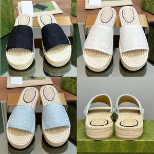 Nya Espadrilles tofflor Kvinnor Låsande sandaler Designer Skor Plattform Slides Straw Beach Shoe Outdoors Casual Slippers With Box 553