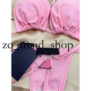 Mulheres Sexy Bikinis Fashion Swimwear com designer de crachá feminino Ladys Beach Swimsuits Solid Color 4 Styles 322