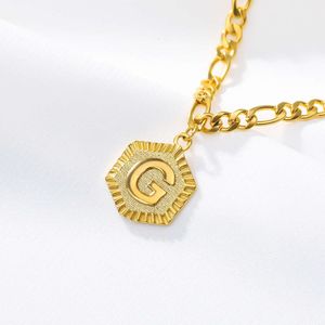 Halskette Großbuchstaben mit Edelstahl -Knöchelketten Sommer Mode Halsketten Männer und Frauen Collarbone
