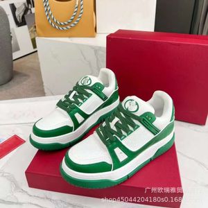 Shoes Couple's Board for Spring/summer 2024 Genuine Leather Low Cut with Increased Inner Height Thick Sole Small White Shoe Trend