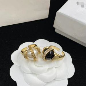 Pierścienie projektant mosiężnych zespołów Pearl Pierścienie dla kobiet, klasyczna biżuteria modowa, prezenty świąteczne