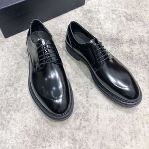 Sapatos casuais vestem renda para cima de couro formal de borracha de borracha de borracha grossa masculina