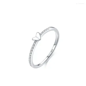 Ringos de cluster modelos S925 Sterling Silver Heart Ring para Border Amazon Fashion Love Zircon Fechado Mulheres pequenas e versáteis