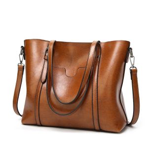 Bolsas novas bolsas de ombro de bolsa para mulheres 2023 Europa e a moda Bolsa Bolsa Crossbody Bolsas de Pele Cera de Cera Bolsa feminina