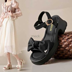 Sandals Han Chao Womens 2024 Summer New Fashion Versatile Bow Comfortable One line Strap Thick High Heel Sandals 240419