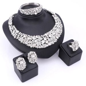 Sets Trendy Jewelry Sets For Women Wedding Bridal Party Imitated Crystal SilvePlated Pendant Lady Costume Statement Necklace Earrings