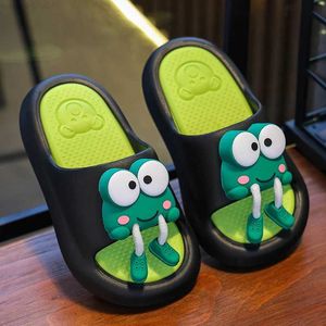 Slipper New Summer Aged 4-9 Children Slippers Cute Cartoon Frog Seabeach Sandals For Boys Girl Bathe Flip Flops Non-Slip Home Kids ShoesL2404