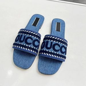 Summer Women's Fashion Slippers Beautiful Classic Comfortable Sandals Breathable Designer Simple and Sweet Beach Flats