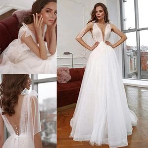 Chic Bogenriemen Perlen eine Linie Brautkleider gegen Nacken sexy Boho Garden Brautkleider Sweep Zug plus Größe Rückenlose Roben de Marieeyd