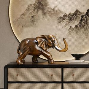 Decorative Figurines Retro Resin Auspicious Elephant Ornaments Light Luxury Home Office Wine Cabinet TV Decoration High-end Gifts For Friend