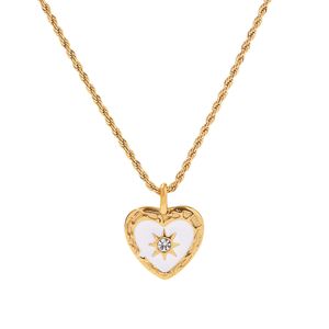 Designer Summer Vintage Fried Dough Twists Chain Heart Shaped Zircon Pendant Necklace for Women Stainless Steel 18k Gold Plated Fashion Party Wedding Jewelry