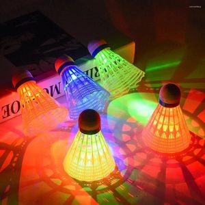 Dekoracja imprezowa 6pcs/Set Luminous Bulminton Balls LED Foamed Plastic Sport Kolorowe oświetlone wahadłki Dzieci Zestaw F