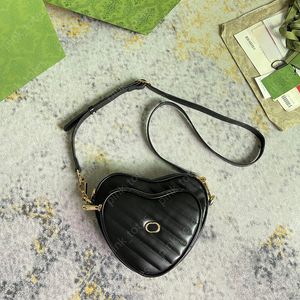 Womens Heart Shape Shoulder Bag Designer Underarm Bag For Women Luxury Gold Zipper Crossbody Purse Fashion Hobo Bags Handväska Ladies Valentine Gifts -24