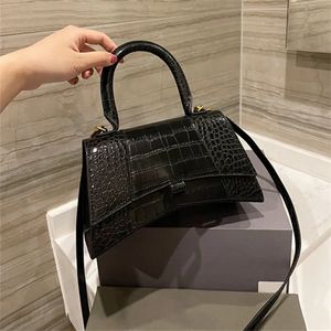 Borse da design per sacchetti di vetro Hour Borse a spalla catena da donna Designer Borsa da design Crocodile in pelle Borse a tracota Pulsante Designer Portafoglio singolo Oro e Logo d'argento