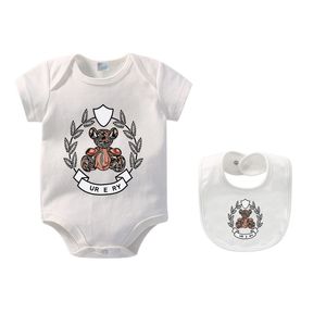 Lyxiga nyfödda Rompers Jumpsuits Designer Baby Romper Brand Girls Kläder Nyfödda barn Överallt Jumpsuit för Babies Bodysuit CXD2404185-6