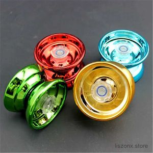 YOYO 4 colori Magic Yoyo Professional Alluminio Giocattoli Cuscinetti ad alta velocità Puntelli speciali Metal Yoyo Adult Toy Interessante Giochi giocattolo 1PC