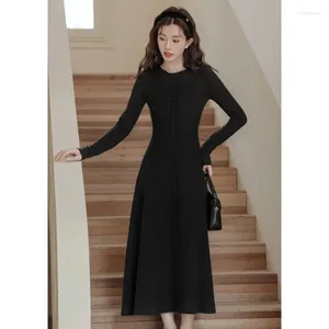 Casual Dresses French Style Autumn Mid Length Slim Women Victorian Dress Solid Color Elegant Lady Overcoat Bottoming Vestido Robe Rouge