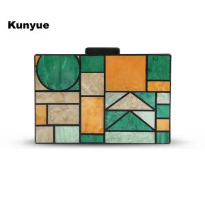 Brieftaschen Neue Brieftasche Lady Acrylabendtaschen elegante Farben Kontrast Patchwork Hardbox Stylish Party Prom Geometrische Vintage Clutch -Geldbörse