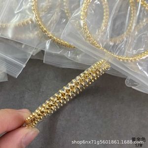 Designer Trend Gold High Edition Carter Point Rivet Bullet Head Narrow Bracelet Plated 18K Rose Fashion Couple KN20