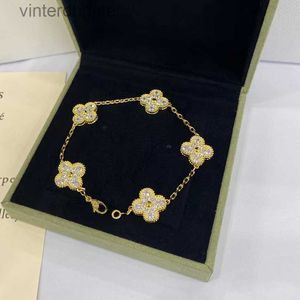 Luxury Fine Vancelfe Designer Bracelet for Women Four Leaf Grass Full Diamond High Edition Lucky Flower v Gold Plated 18k Rose Bracelet with Brand Logo