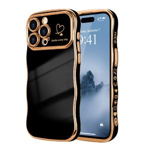 لجهاز iPhone 15Pro Max Case Women Girls Frame Wave Frame شكل مجعد مع حب قلب حماية الكاميرا المرفوعة Cover Cover Luxury Plating Phone for iPhone 14 Pro