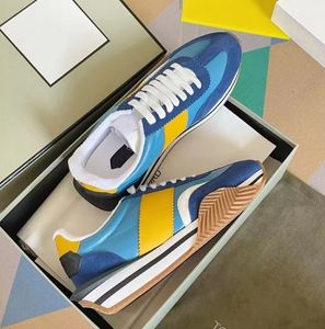 Top Luxury Brand Men Sapatos casuais Sneaker Sneaker Side Stripe Trainer Suede Nylon Calfskin Skateboard Walking Blue Designers Tom Fords Satinga