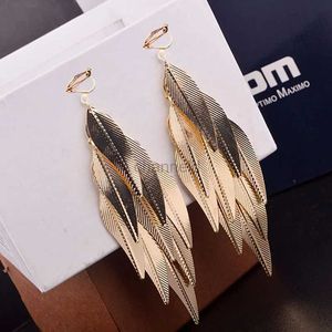 Other Hot Punk Gold Multi-layer Cutout Leaves Vintage Exaggeration Clip on Earrings for Women Jewelry 240419