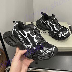 Designer Womens Mens Casual Shoe Track 3 3.0 LED Sneaker Lighted Gomma leather Trainer Nylon Printed Platform Sneakers Men Light Shoes H49