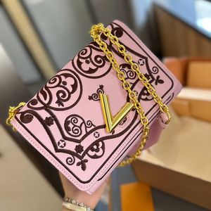 ツートン刺繍装飾女性デザイナーフラップツイストバッグダブルVロックゴールドハードウェアメタルチェーンウォーターリップルパターンショルダークロスハンドバッグ贅沢財布23cm