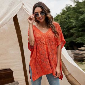 النساء القميصات المثيرة Tees 2024 جديد صيف الخفافيش الأكمام فضفاضة التستر على اللون الصلب V-neck جوف