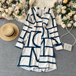 Casual Dresses European Loose Shirt Dress Women Long Sleeve Office Ladies Design White Blue Contrast Irregular Stripe Split Mini