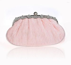 Kvällspåsar Design Champagne Wedding Bag Chinese Women Satin Banket Clutch Handväska Stylish Bride Party Purse Makeup 5011