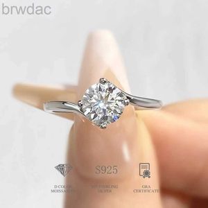 Pierścień Solitaire Diamondworld Real 1ct Moissanite Pierścienie dla kobiet Prezent Diamond Pierścień Diamentowy 925 Srebrny ślub