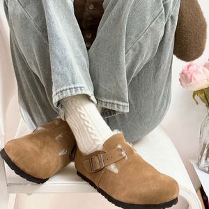 Sandals Shoes Buty Sheepskin Futro zintegrowane kobiety Boken w jesiennej zimie Super Instagram, jedno nogi chleb brzydki słodki singiel