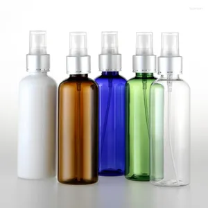 Speicherflaschen 50pcs 100 ml leere Silberspritzpumpe Grüne klare Haustierkosmetische Behälter Kunststoff -Parfümflasche mit Nebelspray