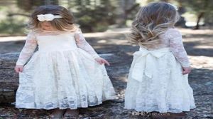 2018 Weiß eine Linie Designerin Spitze Blumenmädchen Kleider Juwel Neck Prinzessin Langarm Kinder Mädchen Mädchen Kommunion Party Tragen Kleider Mc036623860