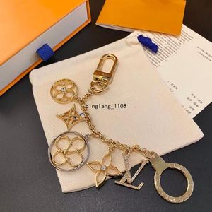 Gold Fashion Colorful Luxury Designer Keetchain Lettera Pendant Borsa Torchia di fibbia per tasti da donna da uomo Fibbia Chain