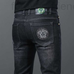 Men's Jeans designer New autumn and winter 2022 jeans: high-end fashion, European goods, casual men's straight tube slim fit, small leg pants ZJM3