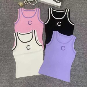 Tank da donna Designer Candiera Candy Candy Temperament Lettera ricamata giubbotto a maglia per le donne in forma senza maniche elastiche da donna in forma elastica.