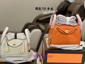 Herrmms Lindiss Original Bags Online Store Whowhide Bucket Bag Bag Bag Layer Head Head Whoter مع شعار أصلي