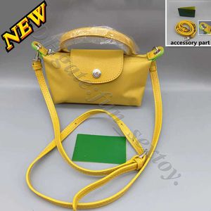 Store per borsetta Small Bag di alta qualità all'ingrosso gnocchi in inglese Mini tracolla cintura da donna Domande mobile portafoglio portatile per la borsetta Luxurys BANSE VC7J