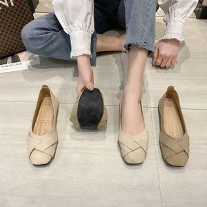 Scarpe casual vera in pelle morbida a fatica singolo per donne in 2024 suola fagiolo versatile